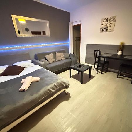 Апартаменты Le Lorrain Wifi Un Sejour A Part Мец Экстерьер фото
